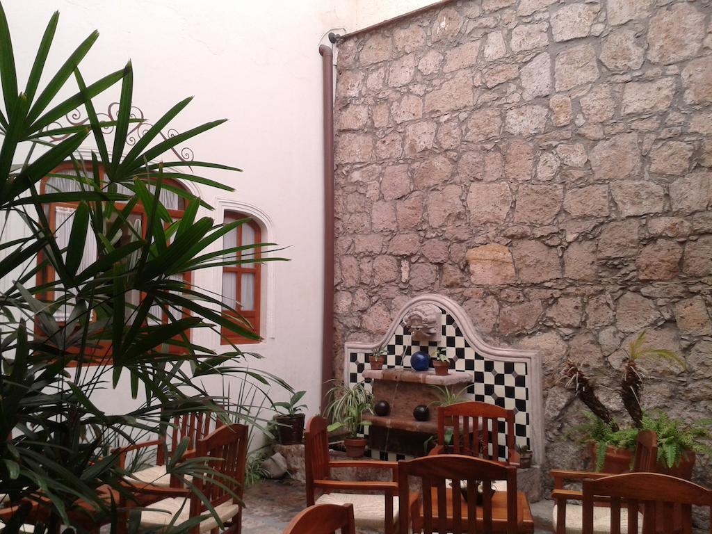 Hotel Refugio Agustino Morelia Buitenkant foto