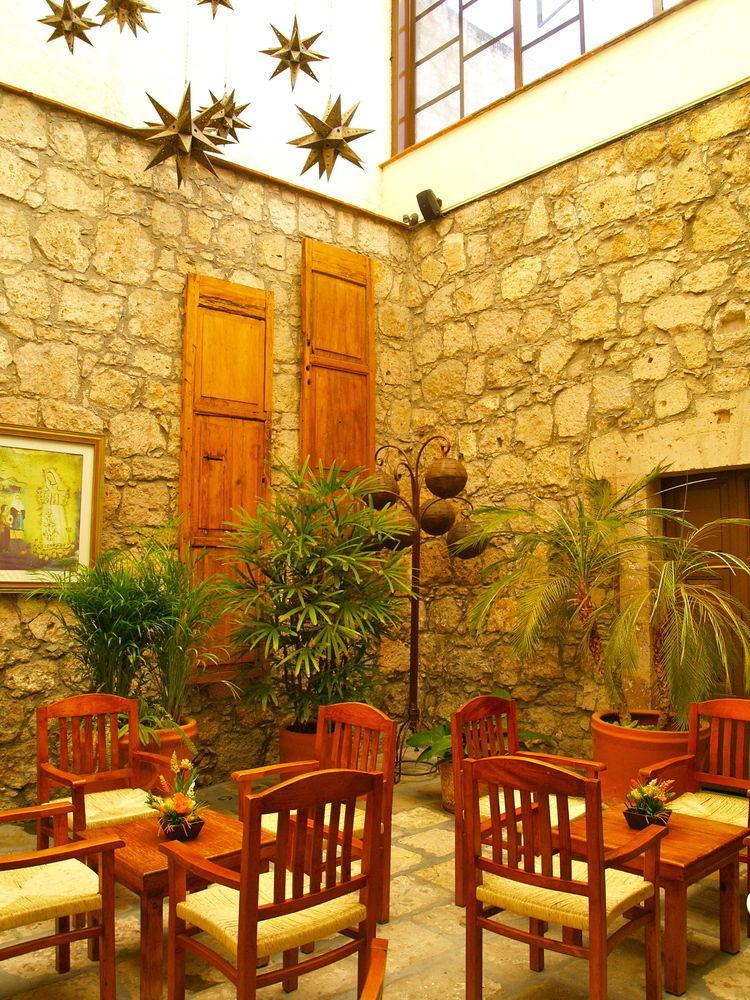 Hotel Refugio Agustino Morelia Buitenkant foto