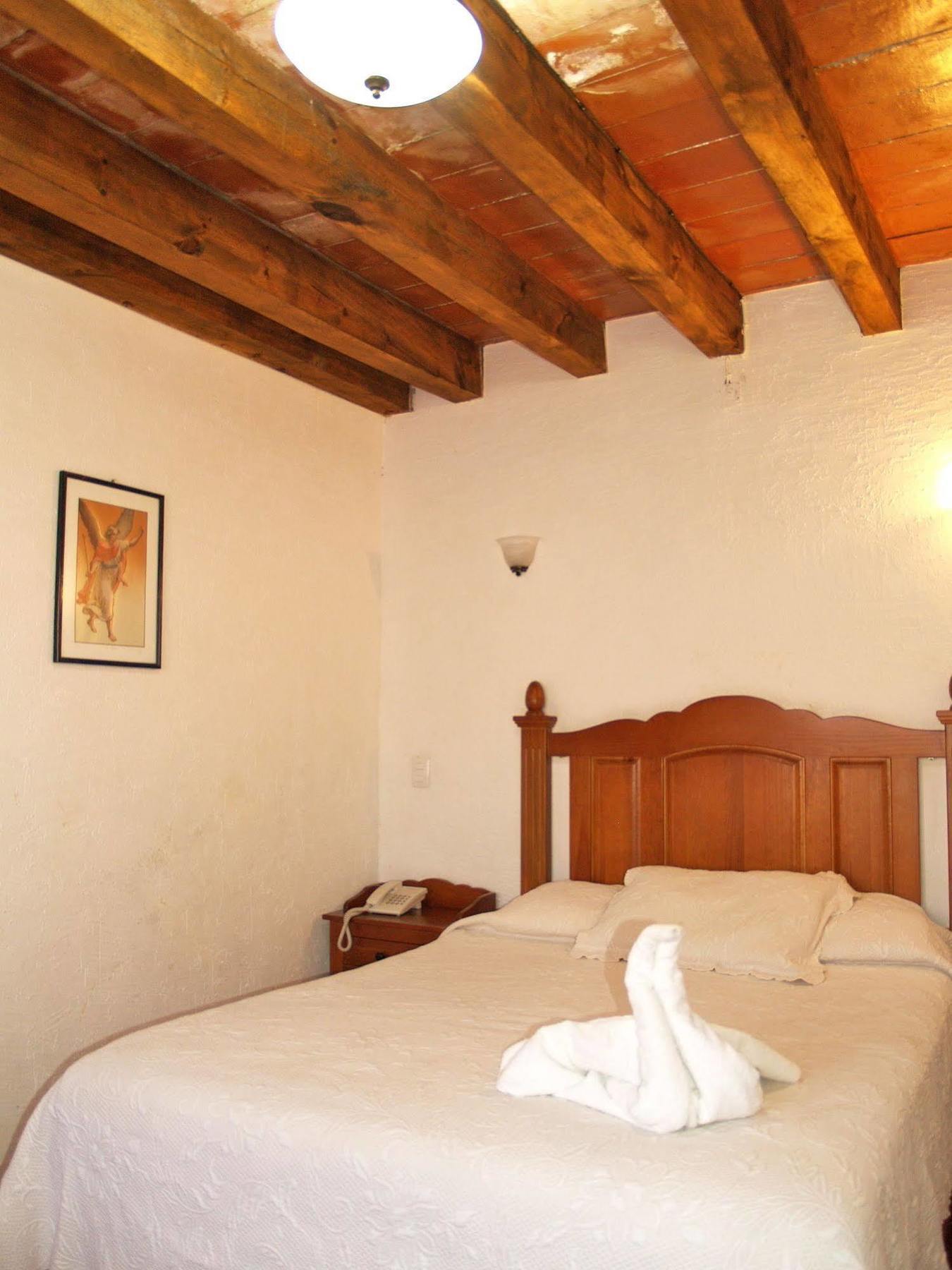 Hotel Refugio Agustino Morelia Buitenkant foto